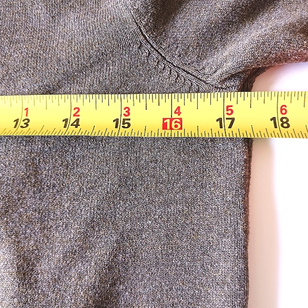 H&M Button Down Long Sleeve Cardigan Grey Size Medium - Picture 5 of 7